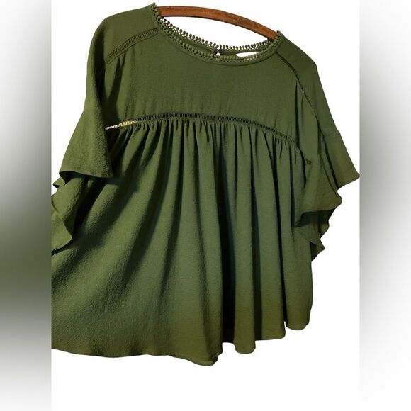 Belle Sky Flowy Blouse Size L - Picture 2 of 7